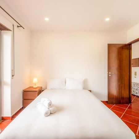 Guestready - Glowing Hideaway In Almada Room photo