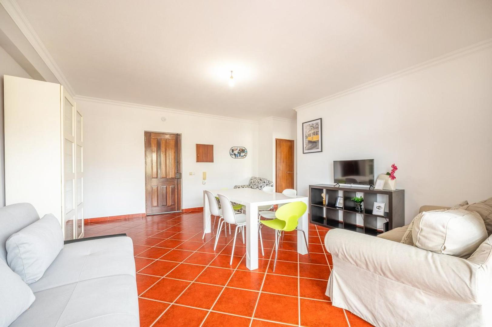 Guestready - Glowing Hideaway In Almada Room photo
