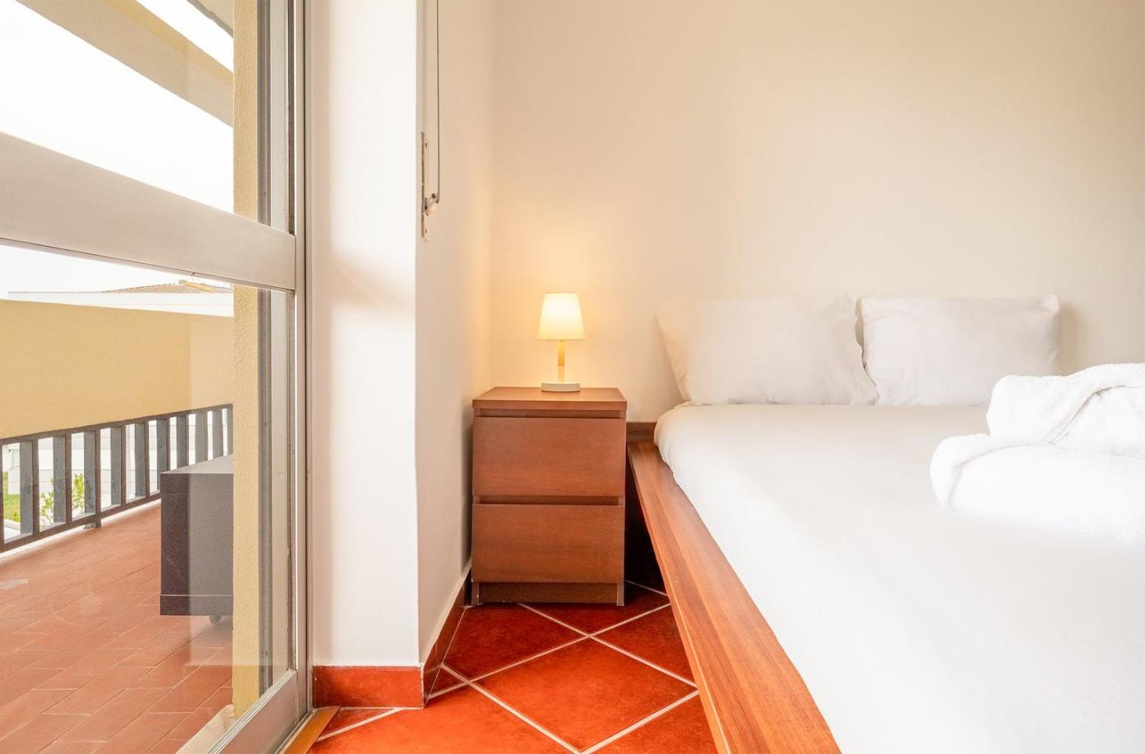 Guestready - Glowing Hideaway In Almada Room photo